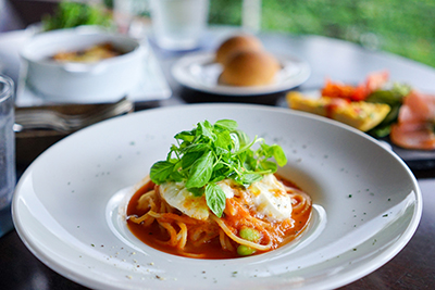 モッツレラチーズのトマトパスタ